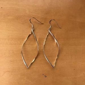 gold twisted hoop earrings